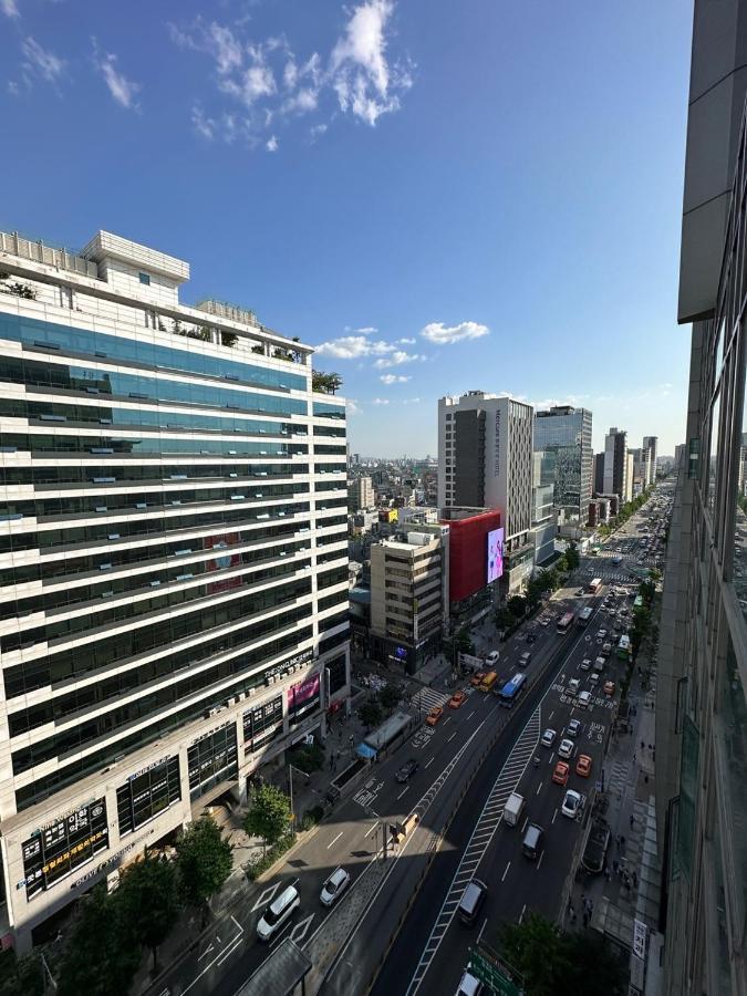 Hongdae Guesthouse 1Min From Hongik Uni Station Exit #1 Seúl Exterior foto